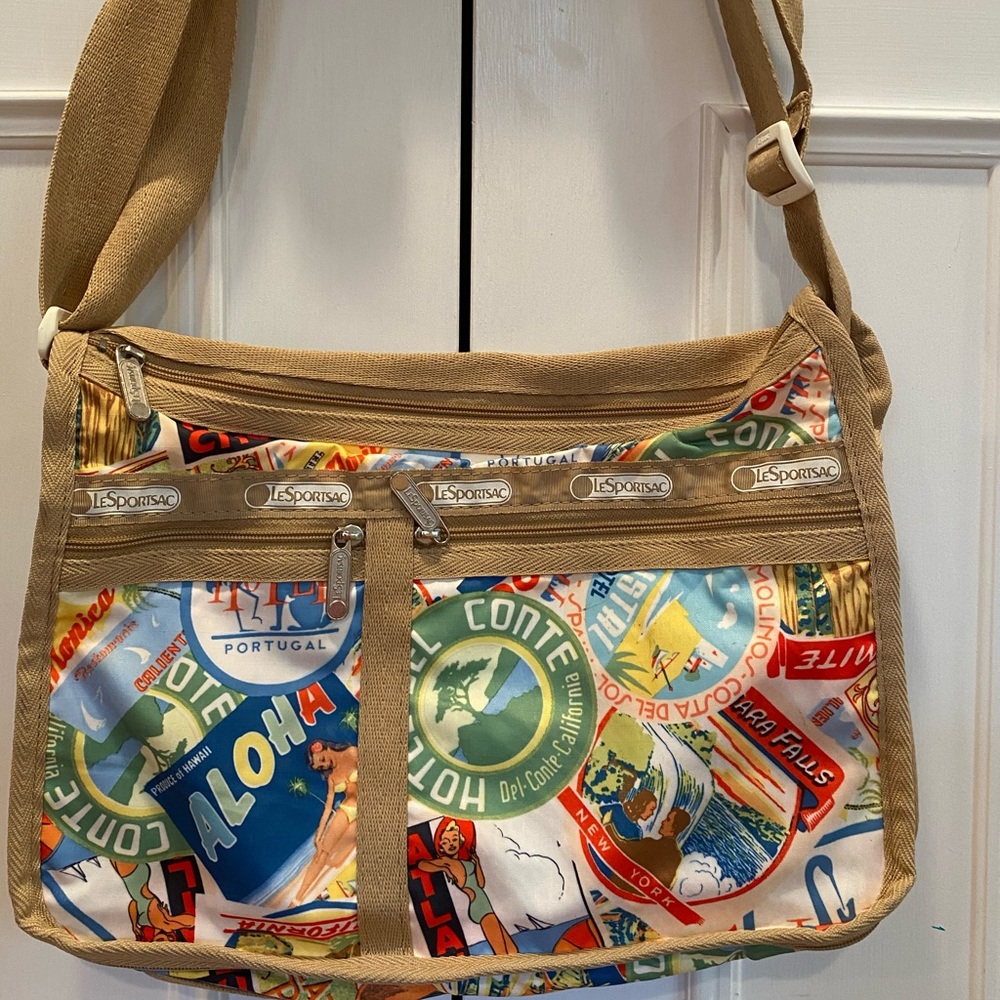 LeSportsac Shoulder Bag